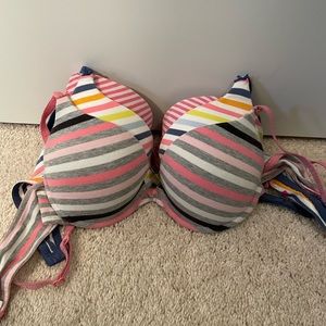 3 Victoria’s Secret push-up bras 34b